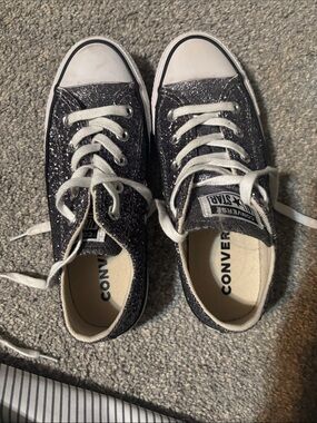 Converse Low-Top Sneaker in silver glitter!!!